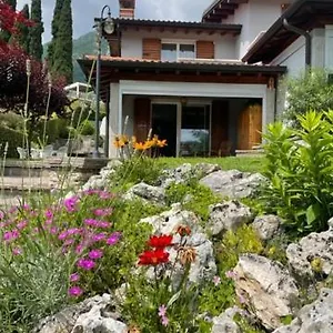 https://la-casa-in-collina.hotelinveneto.com